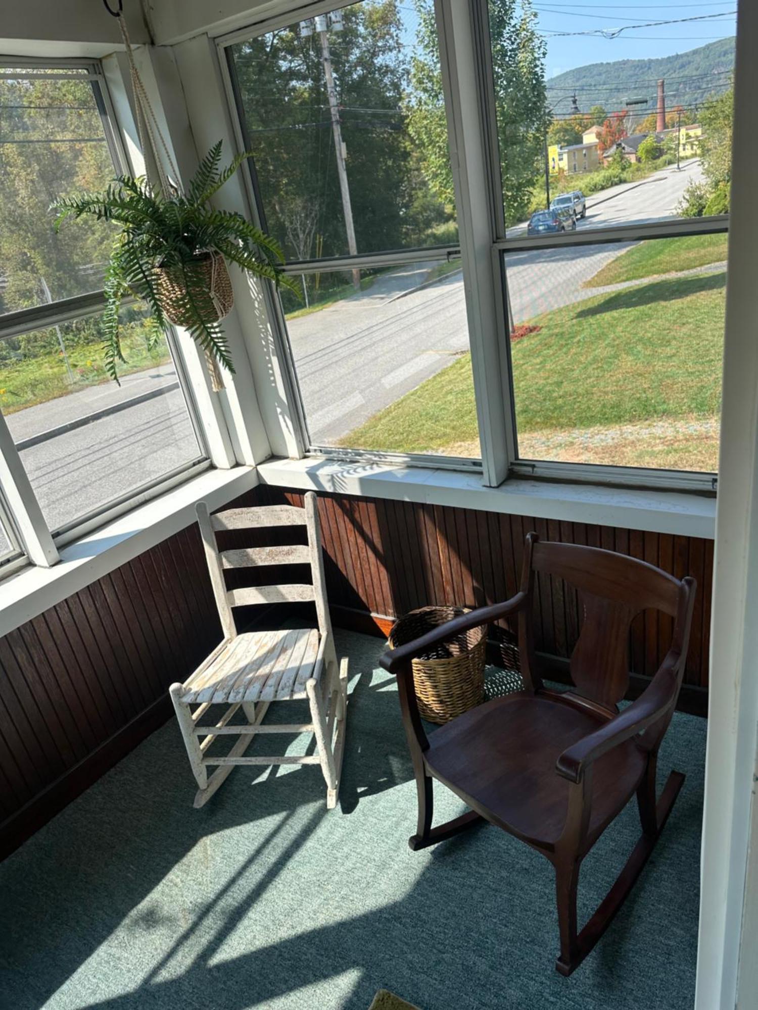 Cute 6-Bedroom Getaway In The Heart Of Літтлтон Екстер'єр фото